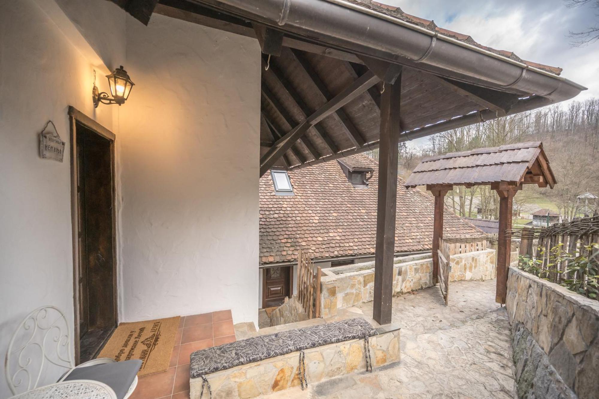 Konak Lecic Trsic Exterior foto