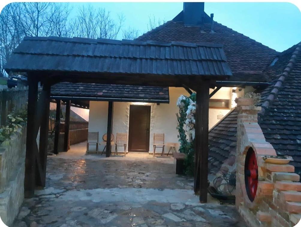 Konak Lecic Trsic Exterior foto