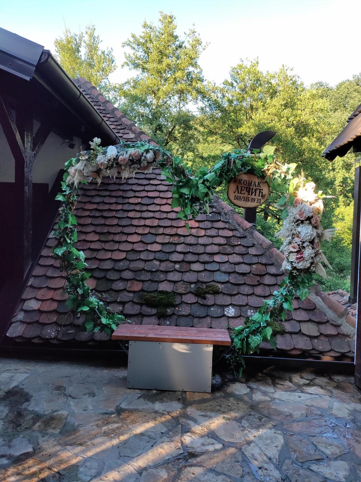 Konak Lecic Trsic Exterior foto